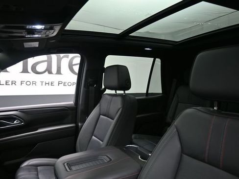 Used 2024 Chevrolet Tahoe RST w/ Luxury Package AWD/4WD image 17