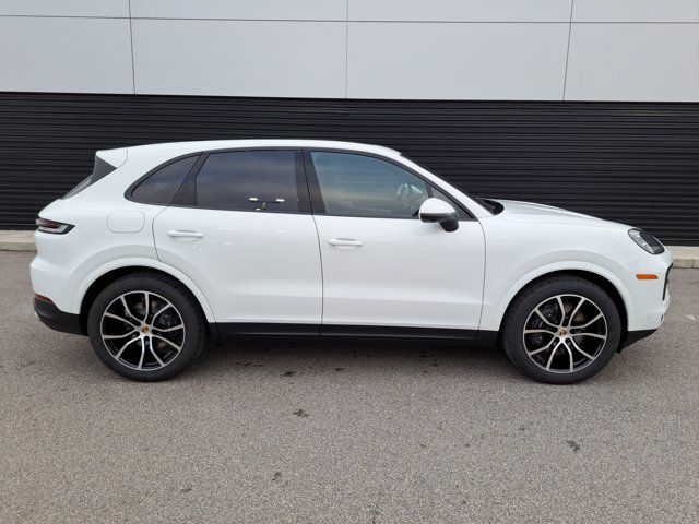 Used 2026 Porsche Cayenne AWD/4WD image 8