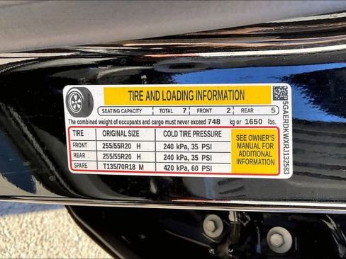 Used 2024 Buick Enclave Avenir w/ Avenir Technology Package image 14