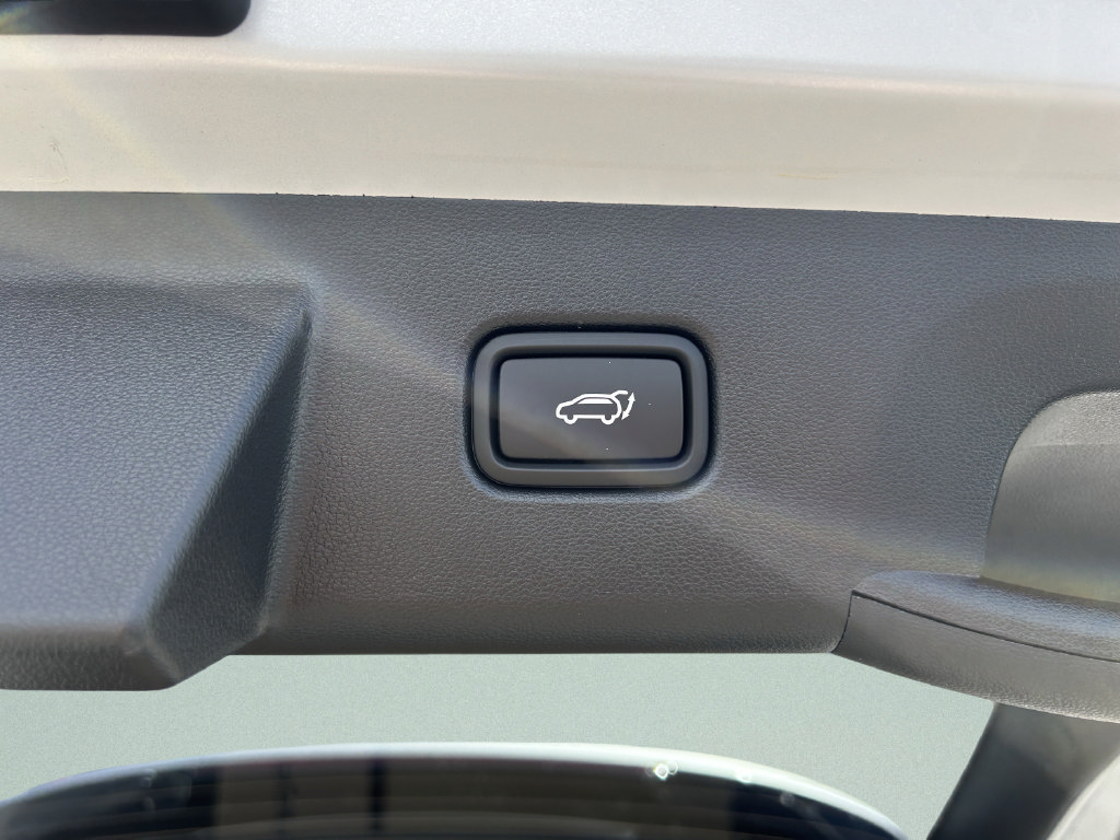 Used 2025 Hyundai Tucson SEL FWD image 16