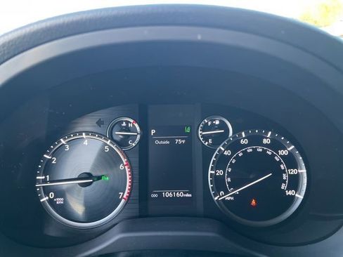 Used 2020 Lexus GX 460 Premium image 14