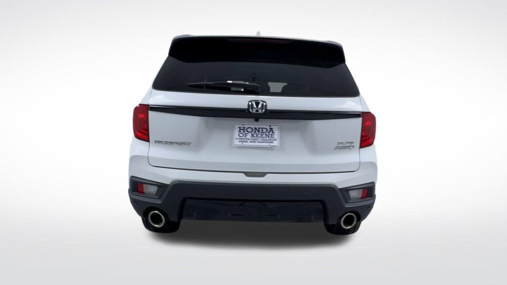 Used 2023 Honda Passport Elite image 7