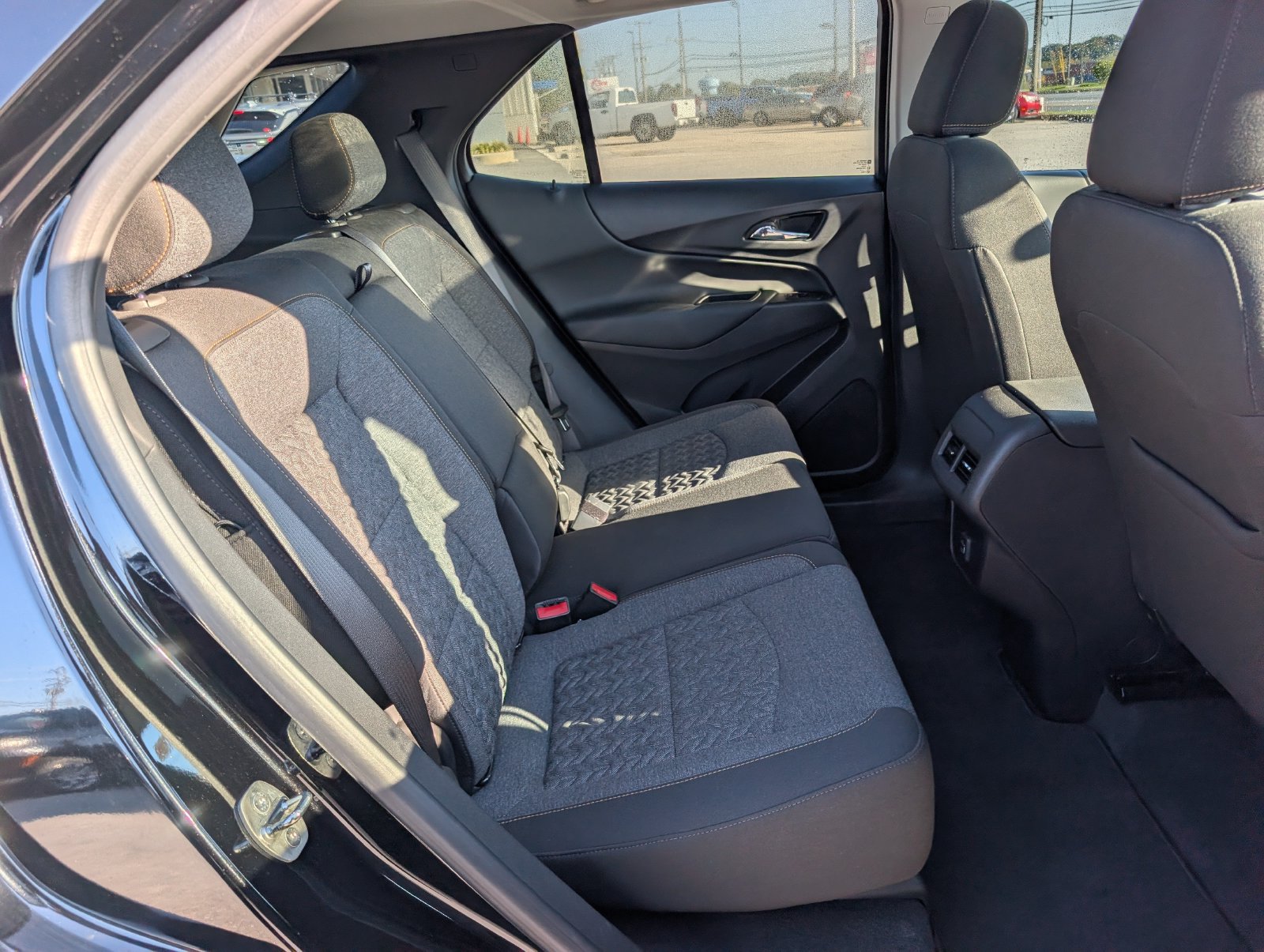 Used 2023 Chevrolet Equinox LT FWD image 13