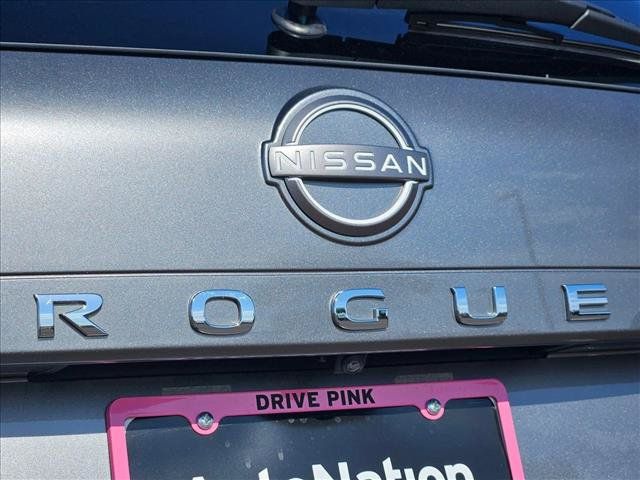 Used 2023 Nissan Rogue SV AWD/4WD image 30