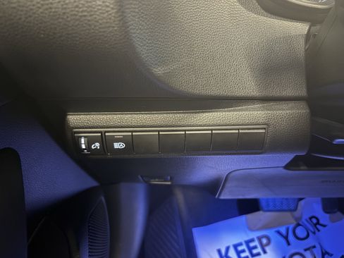 Certified 2024 Toyota Corolla LE image 25