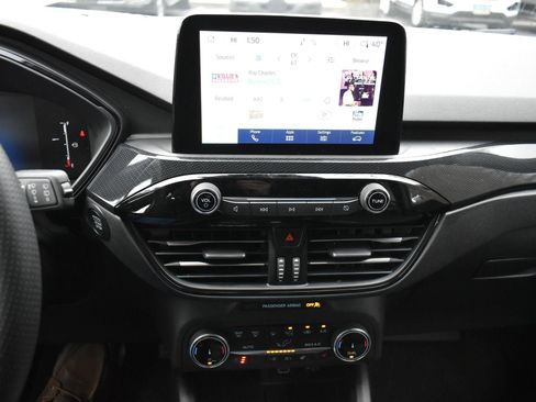 Used 2025 Ford Escape ST-Line Select image 25