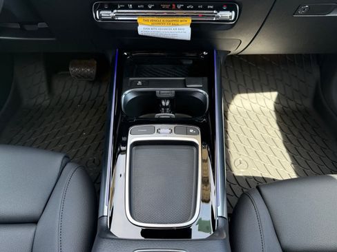 Used 2026 Mercedes-Benz GLA 250 4MATIC image 15