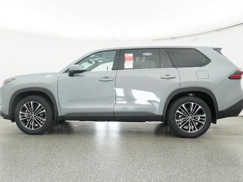 New 2026 Toyota Grand Highlander AWD Hybrid image 19