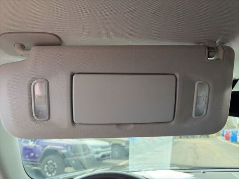 Used 2020 Chevrolet Suburban Premier image 53