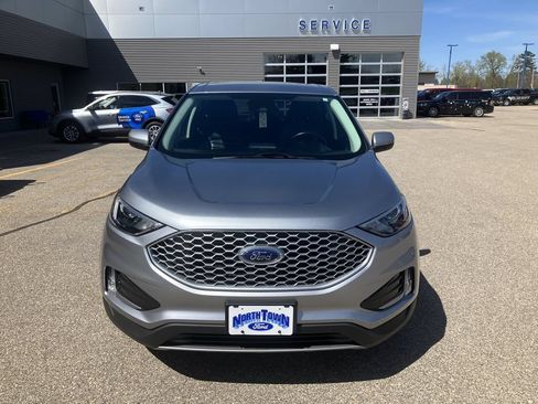 Used 2024 Ford Edge SEL w/ Convenience Package AWD/4WD image 3