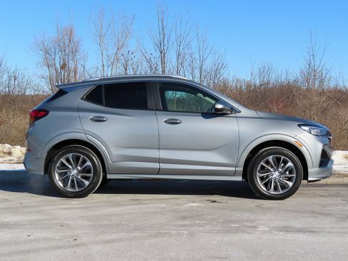 Certified 2023 Buick Encore GX Select w/ Experience Buick Package image 2