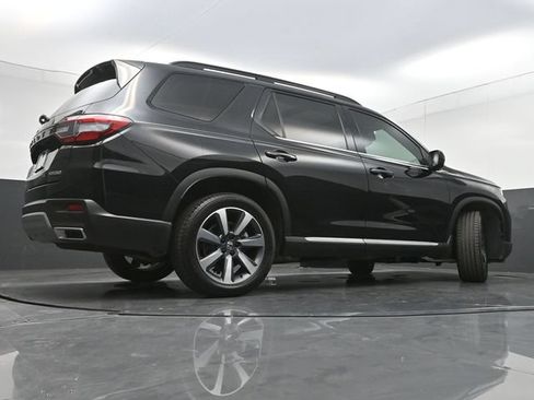 Used 2023 Honda Pilot Touring image 41