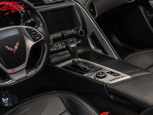 Used 2019 Chevrolet Corvette Stingray Convertible Z51 2LT image 39