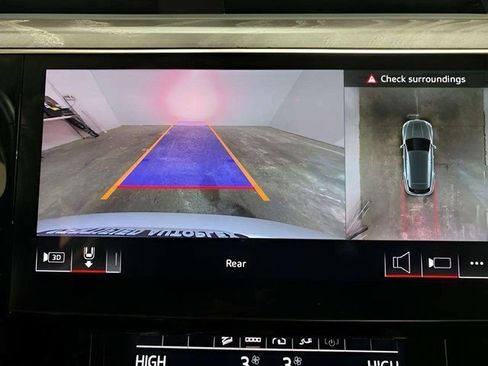 Used 2024 Audi Q8 e-tron Premium Plus w/ Premium Plus Package image 54