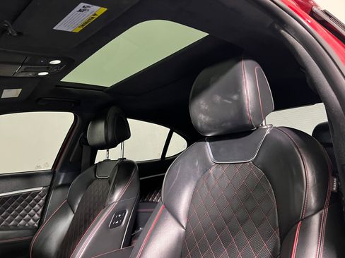 Used 2020 Genesis G70 3.3T w/ Sport Package image 14