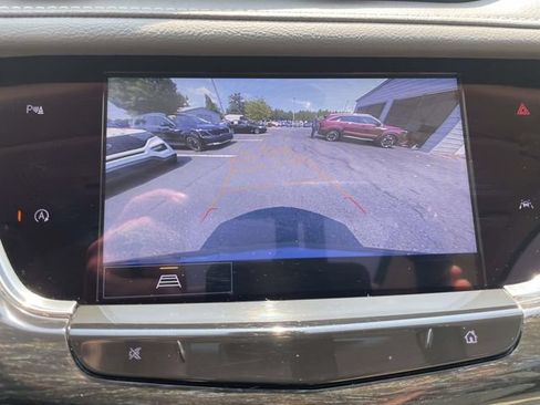 Used 2023 Cadillac XT6 Premium Luxury FWD image 4