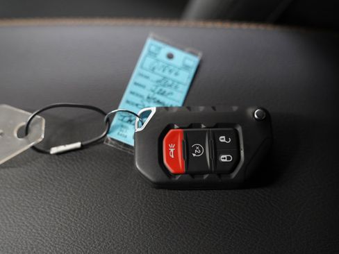 New 2026 Jeep Wrangler Sahara AWD/4WD image 29