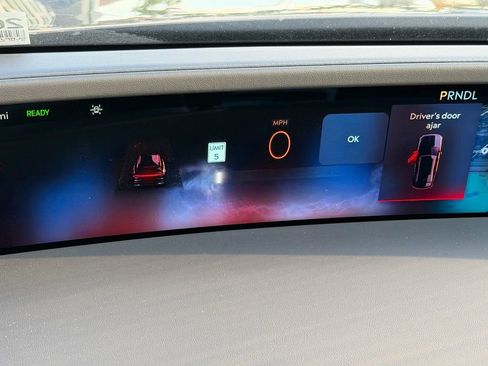 New 2026 Lincoln Nautilus Premier AWD/4WD image 22