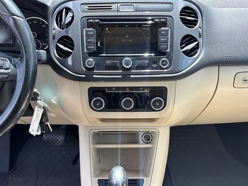 Used 2012 Volkswagen Tiguan S FWD image 24