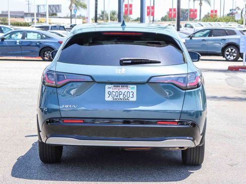 Used 2023 Honda HR-V EX-L image 12