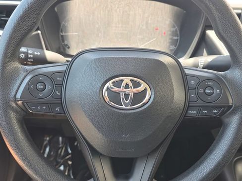 Used 2024 Toyota Corolla LE w/ LE Convenience Package FWD image 25