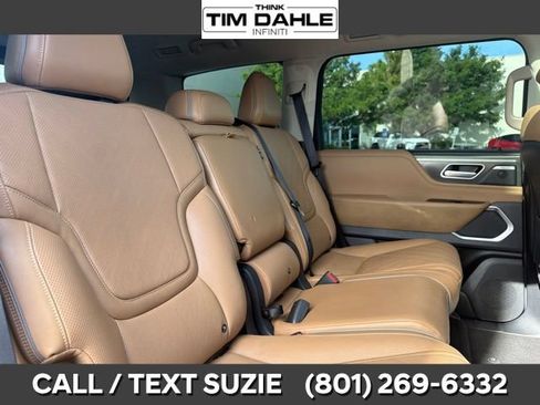 Certified 2025 INFINITI QX80 Luxe w/ Exterior Package AWD/4WD image 19