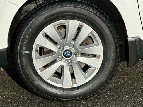 Used 2018 Subaru Outback 2.5i Premium image 33