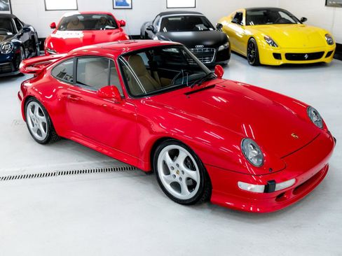 Used 1998 Porsche 911 Carrera image 10