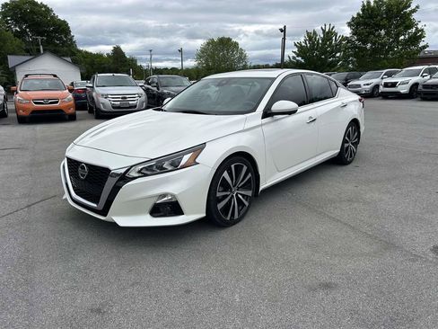 Used 2019 Nissan Altima 2.5 Platinum FWD image 7