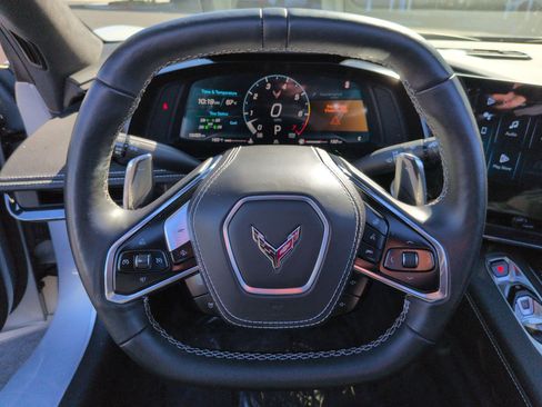 Used 2024 Chevrolet Corvette Stingray Premium Conv w/ Z51 Performance Package image 18