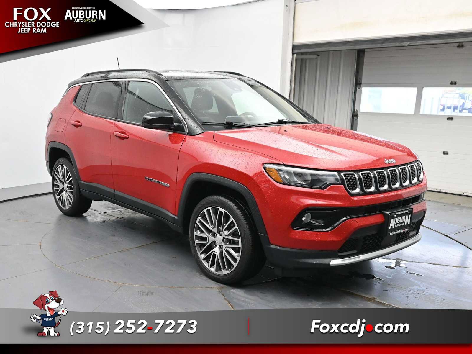 Used 2023 Jeep Compass Limited w/ Elite Group AWD/4WD image 2