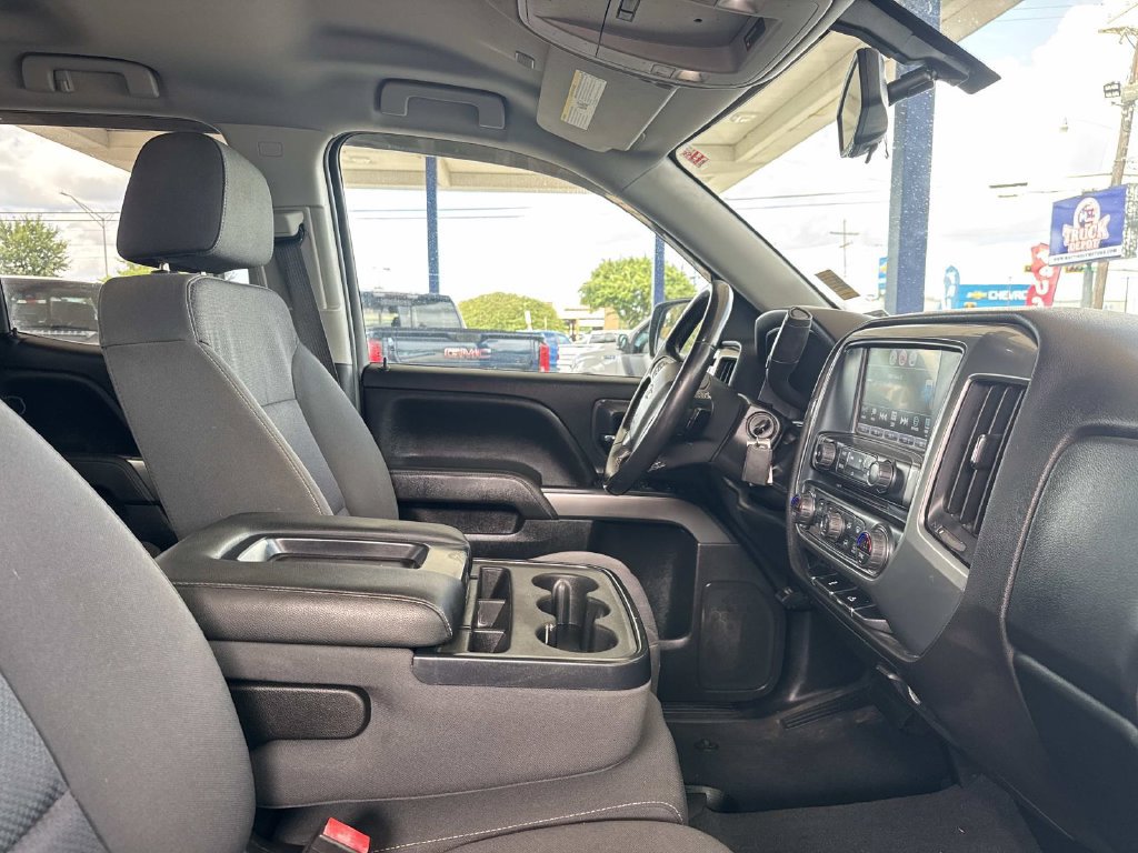 Used 2019 Chevrolet Silverado 1500 LT w/ Texas Edition AWD/4WD image 12