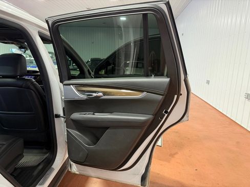 Used 2022 Cadillac XT6 Premium Luxury w/ Platinum Package image 26