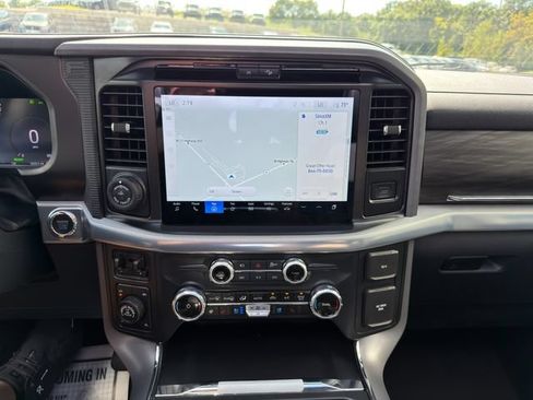 Used 2025 Ford F150 Lariat w/ Equipment Group 502A High AWD/4WD image 27