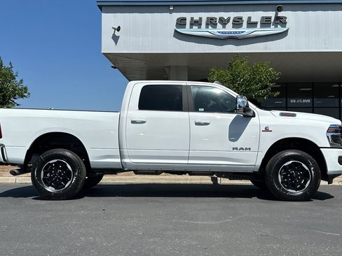 New 2025 RAM 2500 Laramie image 3