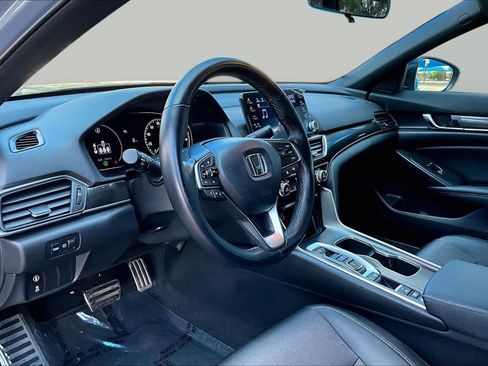 Used 2022 Honda Accord Sport image 18
