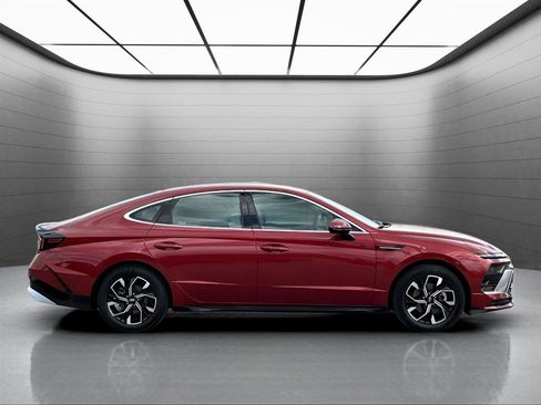 Used 2025 Hyundai Sonata SEL image 7