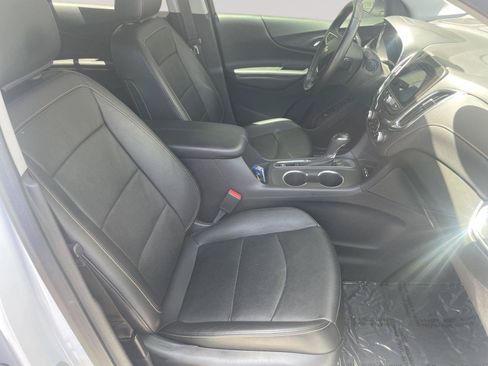 Used 2020 Chevrolet Equinox Premier FWD image 18