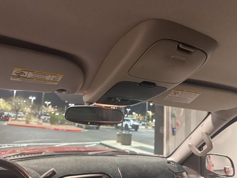 Used 2004 Ford Explorer XLT image 20