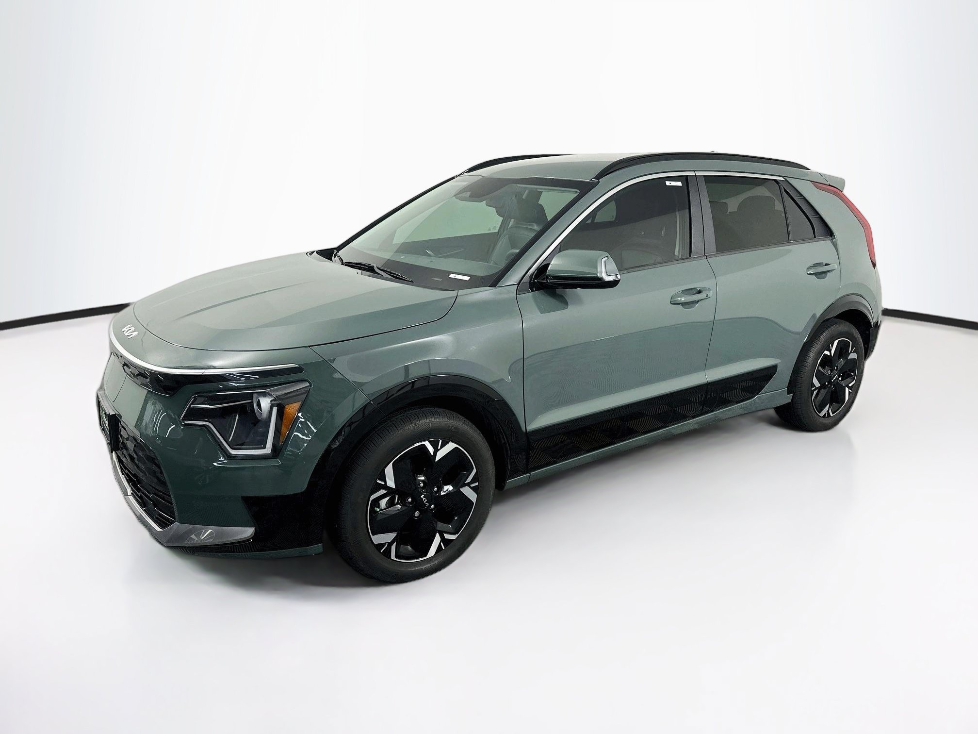 Used 2024 Kia Niro Wind FWD image 3
