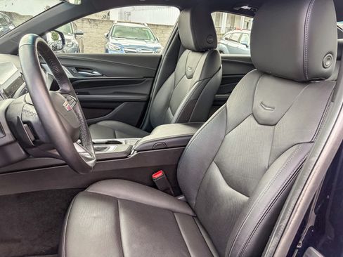 Used 2021 Cadillac CT4 Premium Luxury RWD image 16