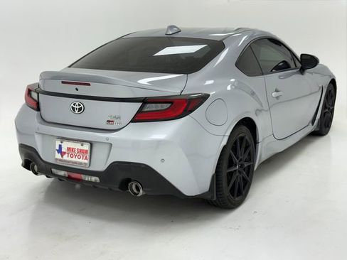 Used 2023 Toyota GR86 Premium image 20