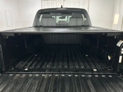 Used 2021 Toyota Tacoma TRD Off-Road w/ Technology Package AWD/4WD image 36