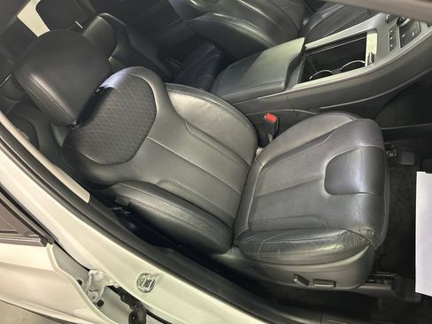Used 2022 Hyundai Palisade SEL w/ 8P Bench Seat Package FWD image 25