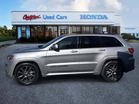 Used 2018 Jeep Grand Cherokee High Altitude image 2