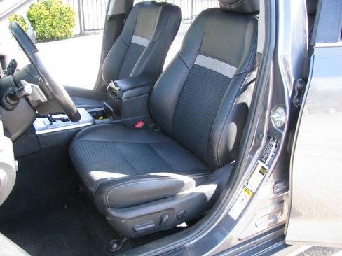 Used 2014 Toyota Camry SE image 10