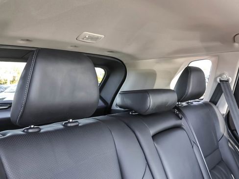 Used 2021 Nissan Rogue Platinum image 34