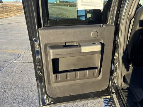 Used 2013 Ford F250 Lariat w/ Chrome Pkg image 27
