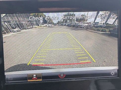 Used 2018 Mercedes-Benz C 300 4MATIC Sedan image 11