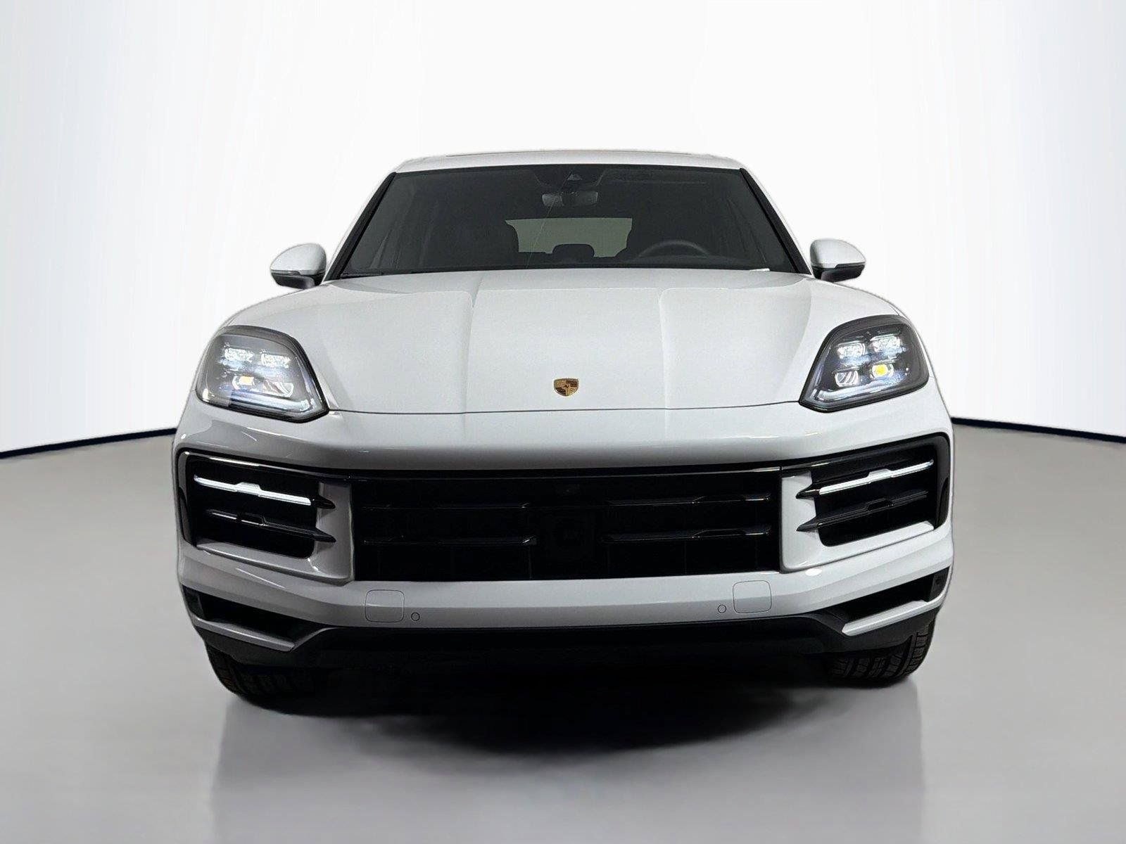 Certified 2025 Porsche Cayenne E-Hybrid AWD/4WD image 10